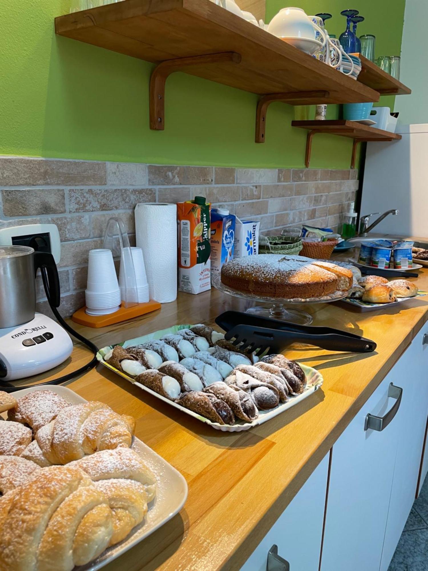A Casa Di Giu B&B Syracuse Bagian luar foto